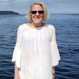 Meet your Posher, Teresa